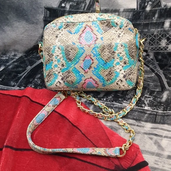 Kelly Wynne mingle mingle mini Bags